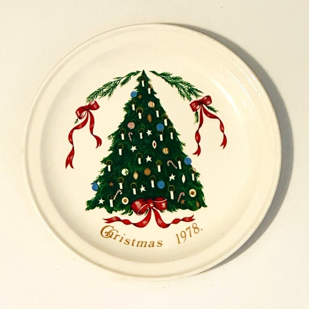 Lillian Vernon Dessert Plate Carrigaline Pottery Country Cork 1978 Ireland VTG